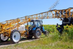 Прицепной опрыскиватель Кронос 3000-18